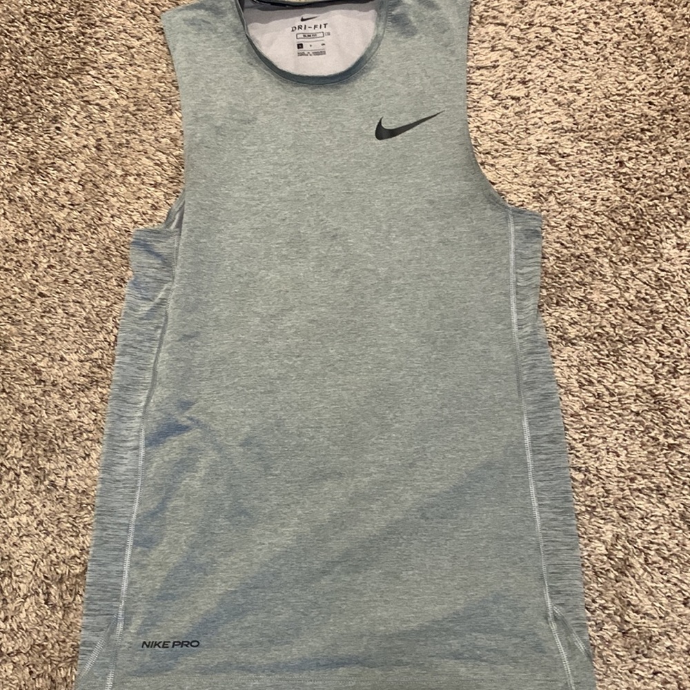 Nike Dri-Fit Tee - Picture 2 of 6